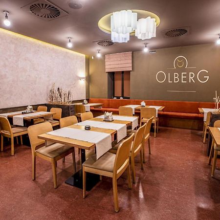 Hotel Olberg Olomucany Экстерьер фото