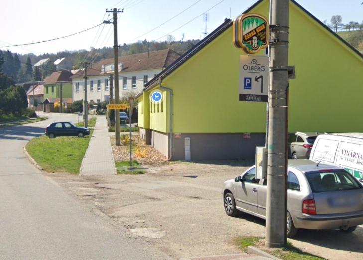 Hotel Olberg Olomucany Экстерьер фото