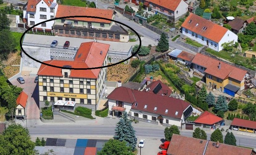 Hotel Olberg Olomucany Экстерьер фото
